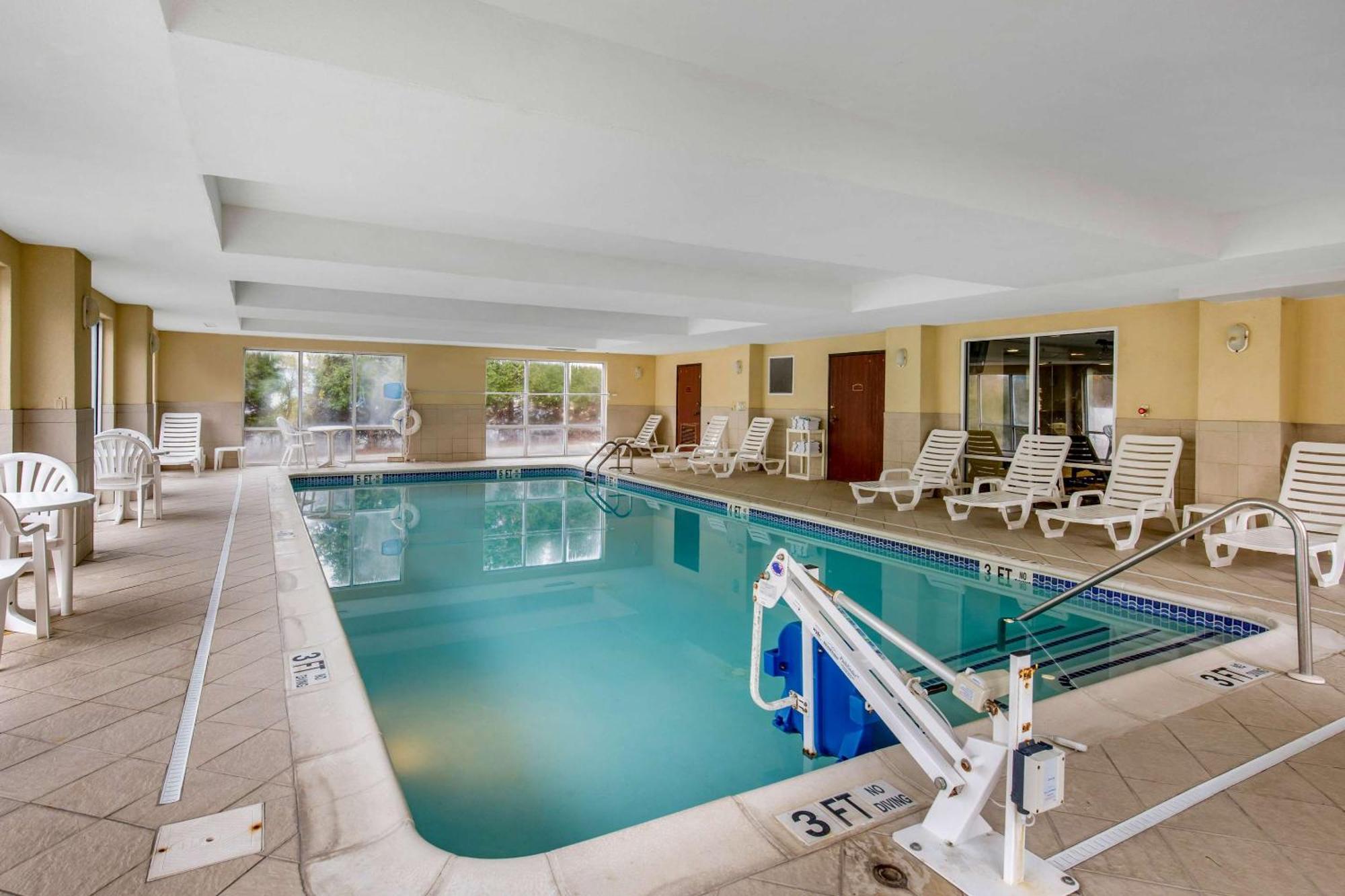 Comfort Suites Seaford Luaran gambar